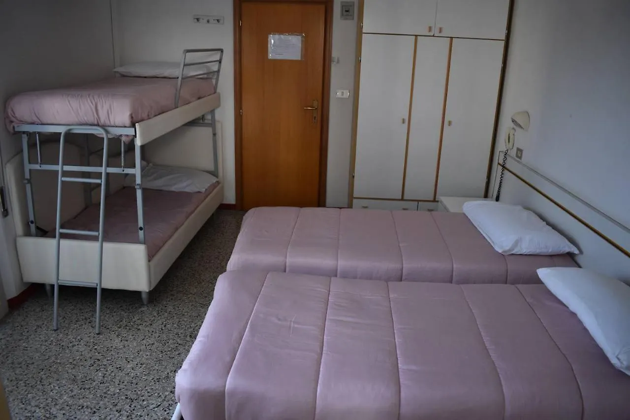 **  Hotel Astor Riccione Olaszország